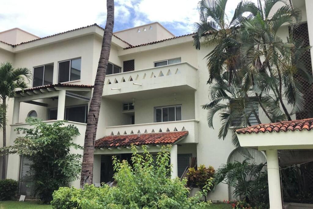 Hermoso Apartamento En Manzanillo Con Alberca Y Cancha De Tenis, Ideal Para Relajarse Y Disfrutar De Una Escapada Tranquila En El Paraiso Tropical 외부 사진