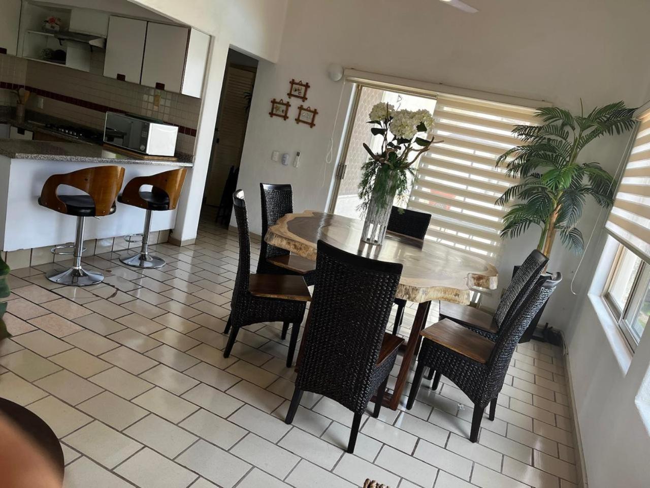 Hermoso Apartamento En Manzanillo Con Alberca Y Cancha De Tenis, Ideal Para Relajarse Y Disfrutar De Una Escapada Tranquila En El Paraiso Tropical 외부 사진